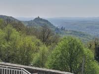 Blick vom Petersberg zum Drachenfels